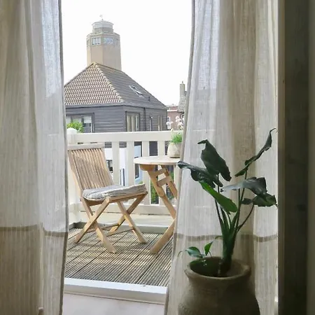 Casa Duna Close To The Beach, Centre, Dunes And Parking Area Aparthotel Zandvoort