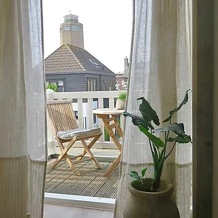 Aparthotel Casa Duna Close To The Beach, Centre, Dunes And Parking Area Zandvoort